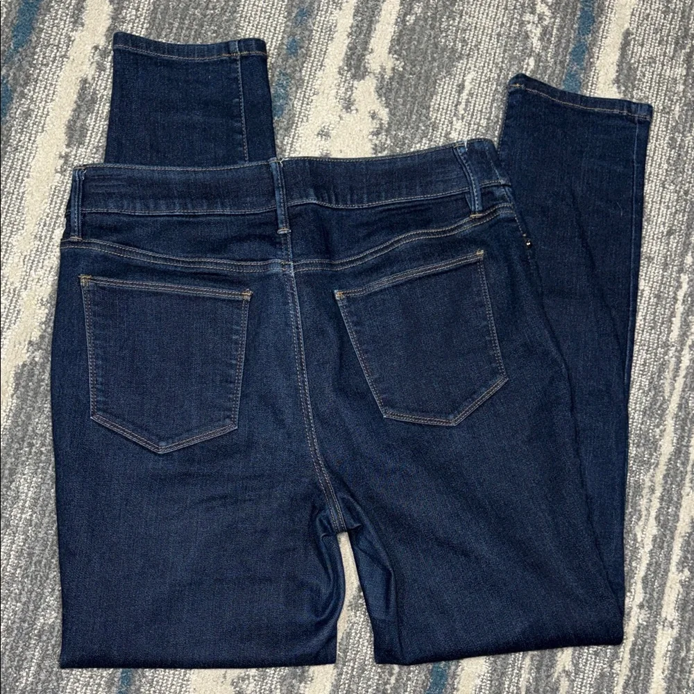 Size 6 = 0.5 Chicos Dark Blue Jeans. Like New Condition - Picture 1 of 4